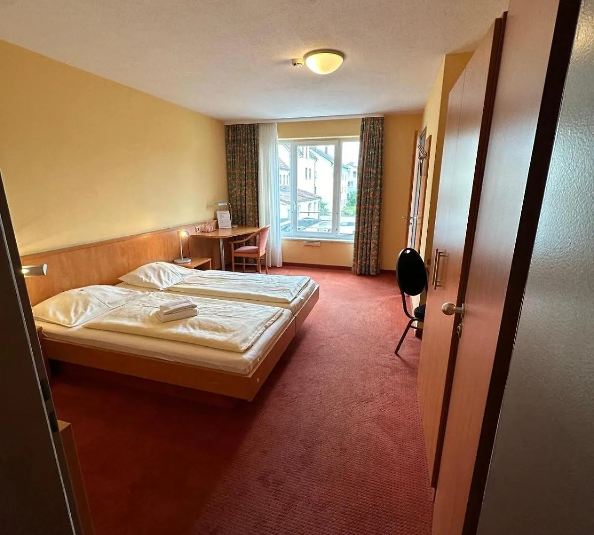 Gasthaus - Hotel Neue Post Meitingen Germany