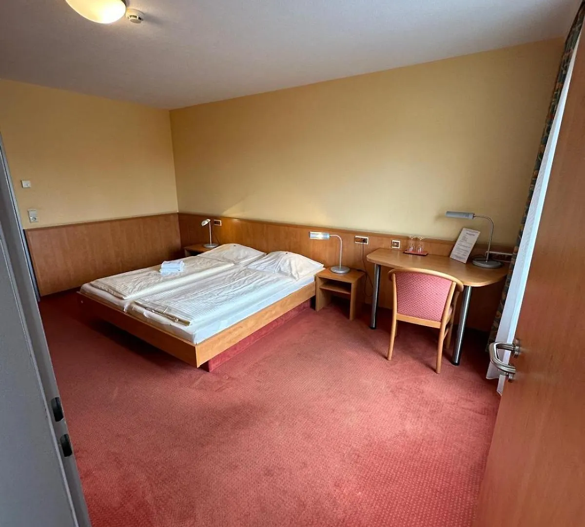 Gasthaus - Hotel Neue Post Meitingen